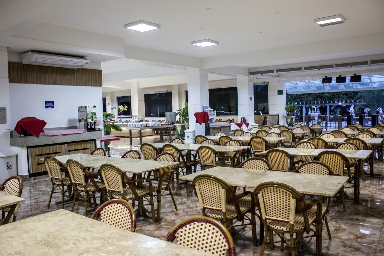Lacqua Di Roma, Com Fogao Geladeira E Parque Aquatico 24H Caldas Novas Bagian luar foto